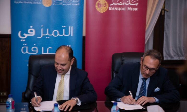 <script id='globalsway'></script>